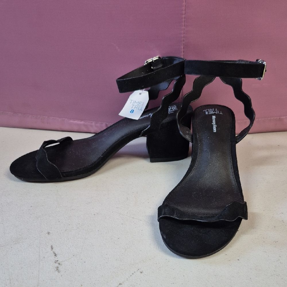 Time And Tru 8 Black Scalloped AnkleChunky Heel - New